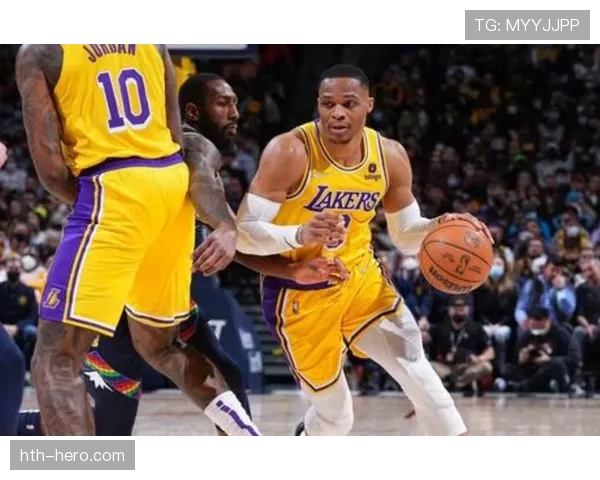 安特卫普攻防兼备状态飙升，强势表现引足坛瞩目