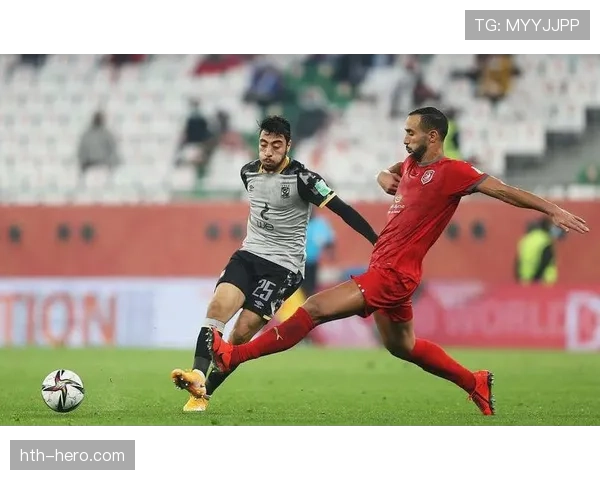 阿贾克斯关键比赛表现不佳：直接影响争冠形势，近期走势承压